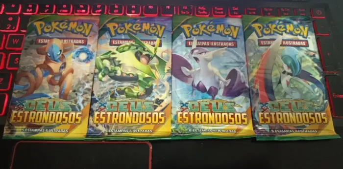 Booster Pokémon Céus Estrondosos Artset
