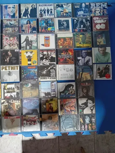 CD's (R$15 cada)