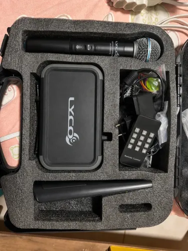 Microfone Sem Fio VCO UHF com Receptor, Controle e Maleta Completa