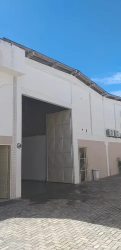 GALPÃO COMERCIAL em LAURO DE FREITAS - BA, LUIZ TARQUÍNIO PONTES