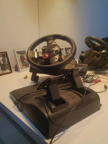 Volante logitech driving force gt 