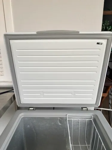 Freezer e conservador 150L