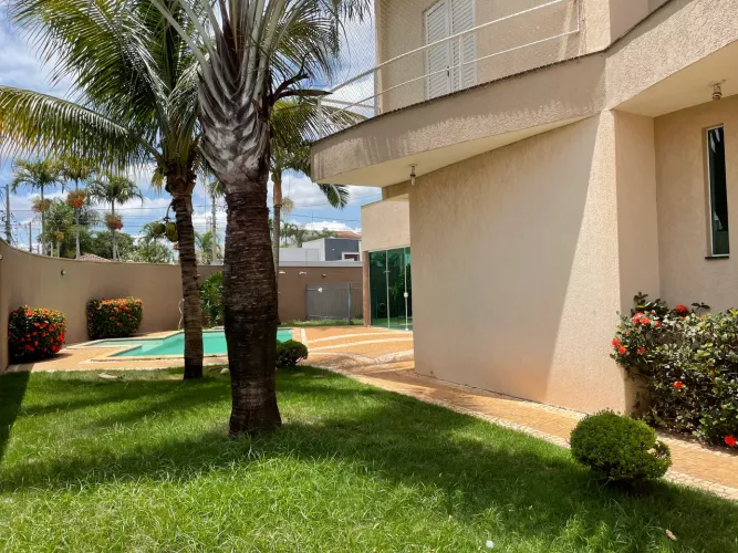 Linda casa alto padrão 3 quartos, suite, piscina, area gourmet, esquina