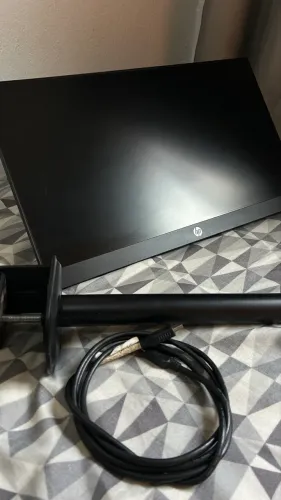 Monitor HP P22b G5 Full HD 21,45? + Suporte Articulado + Cabo HDMI