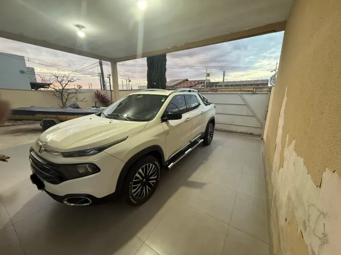 Fiat Toro Volcano 2.0 16V 4X4 TB Diesel Aut. 2017