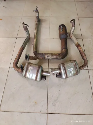 Vendo kit completo do escapamento original da Porsche modelo 718 Boxster (2019).