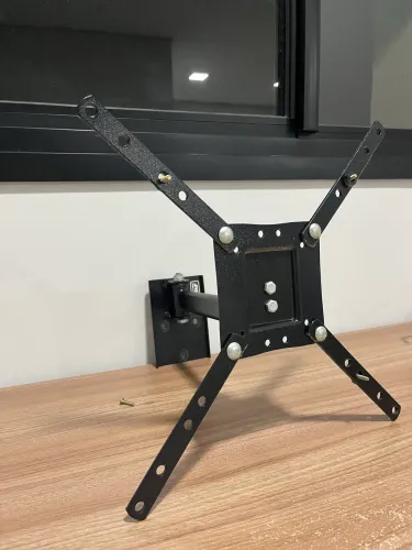Suporte articulado para TV