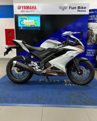 YZF R15 - Pronta Entrega, 5100 entrada + 48*758,00