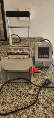 Prensa Térmica de Caneca Mundi Valore - 220v