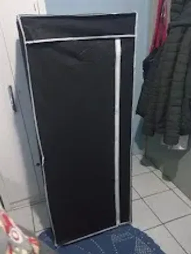 Guarda roupas Desmontavel