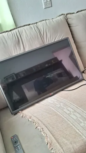 TV LG 32" (nao é smart)