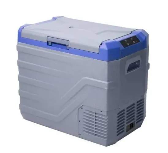 Vendo geladeira nova quadrivolts podendo ser usada em casa e veículos, 12v,24v, 110v e 220