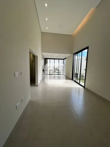 Casa para venda no bairro Granja Marileusa