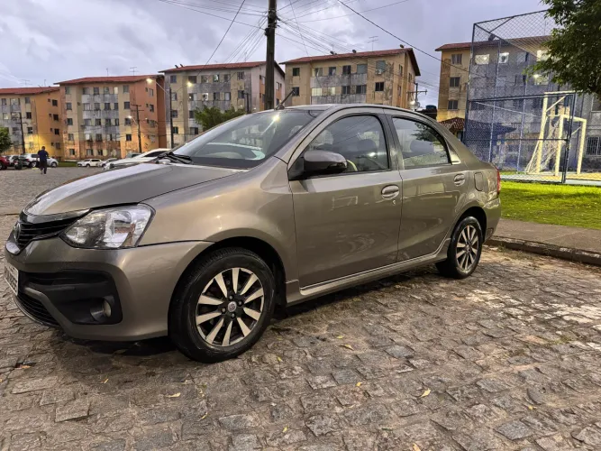 Toyota Etios XLS Sedan 1.5 Flex 16V 4P Aut. 2019