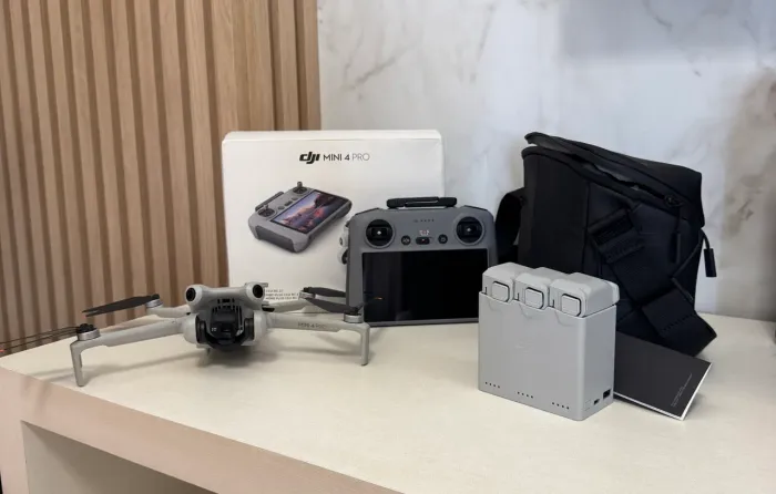 DRONE DJI MINI 4 PRO FLY MORE COMBO PLUS