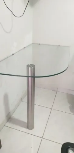Mesa (Bancada) de Vidro