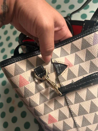ORIGINAL ! Bolsa Schütz Handbags perfeito estado  Retirada pnorte