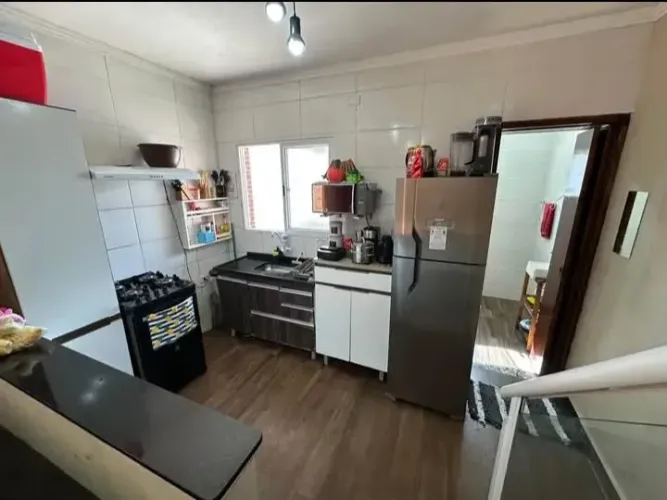 Sobrado a venda com piscina