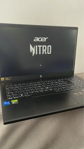 Vendo Acer Nitro V15 
