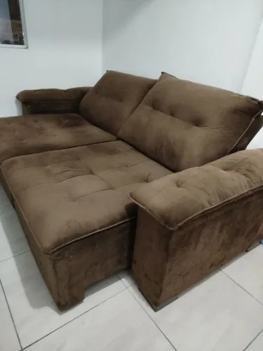 Vendo sofá retrátil 4 lugares cor marrom