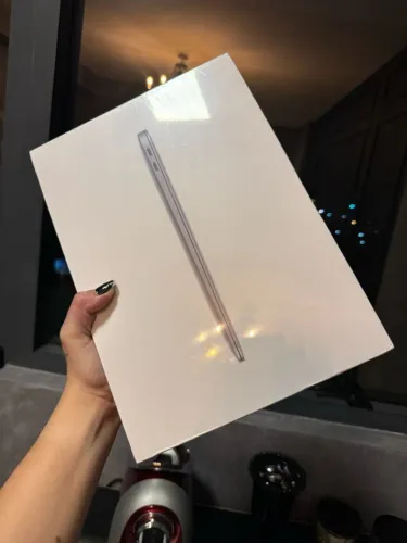 MacBook Air M1 8gb ram / 256gb SSD - Silver