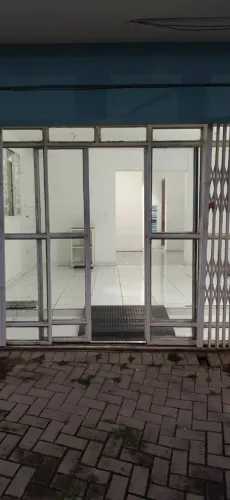 Aluga-se cômodo residencial