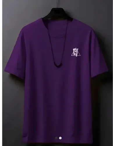 DV Pyramid? Premium Tee ? Streetwear Minimalista
