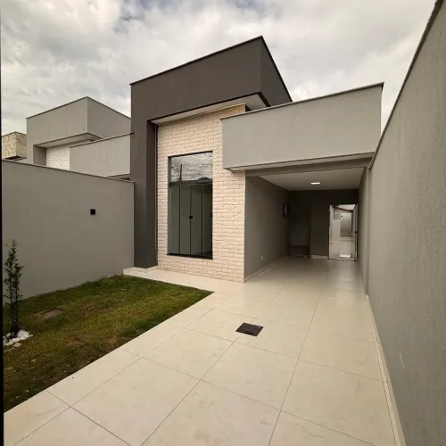 Casa venda em Senador Canedo saída para Goiânia 3 quartos