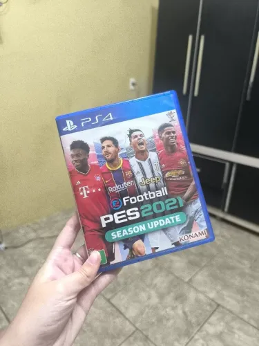 Vendo jogo PS4 Football PES2021 SEASON UPDATE