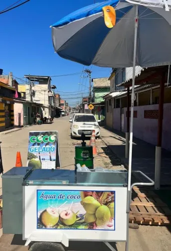Vendo Carrinho de água de coco