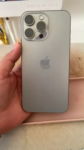 Vendo iphone 15 pro max 256 gb