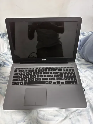 Vendo Notebook Dell Inspiron 15 I5 