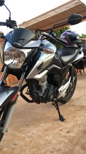 Vendo titan 160