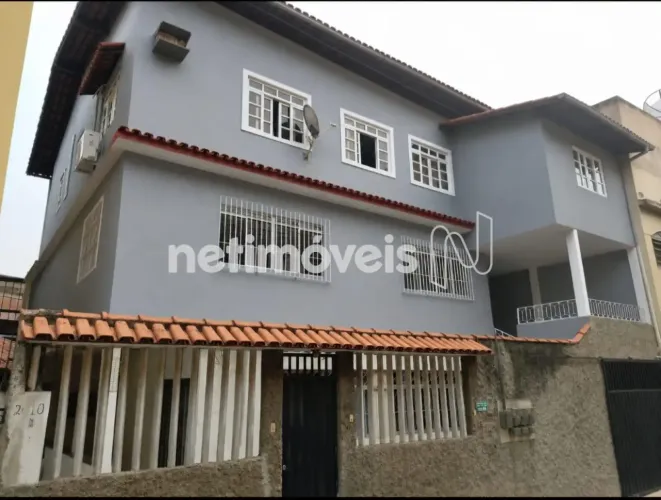 Excelente Duplex ou imóvel com dois apartamentos independentes.