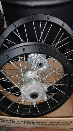 Aros Mônaco Lander completa