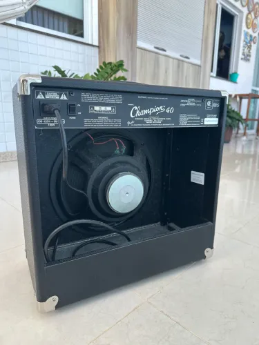 Amplificador Fender Champion 40
