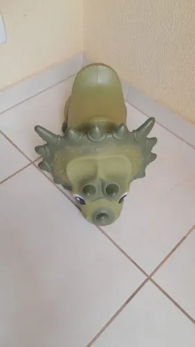 Andador e Mini Veículo Dinossauro Triceratops - Muito Resistente - dinosauro