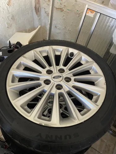 Rodas focus titanium 