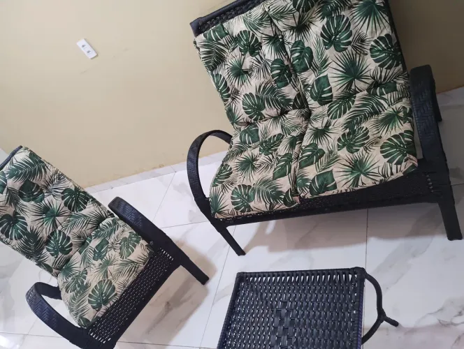 Jogo de cadeiras com centro