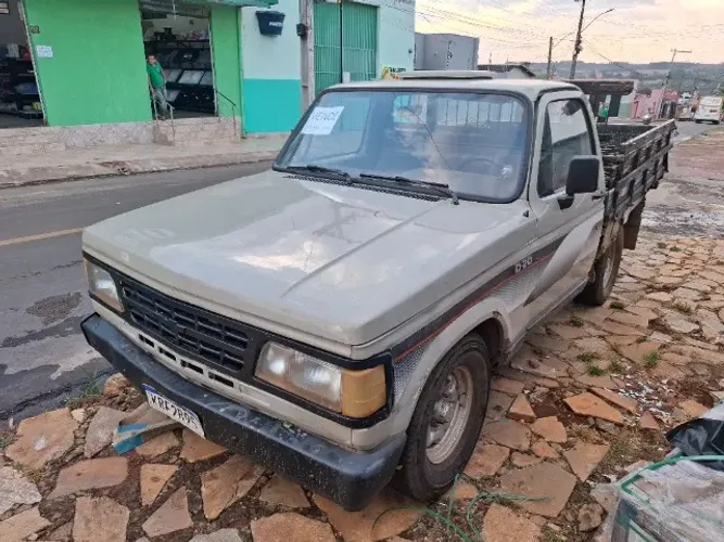 Chevrolet D-20 S / EL Caminho 3.9/4.0 CD T.dies 1988