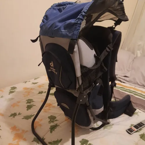 Mochila cargueira de criança