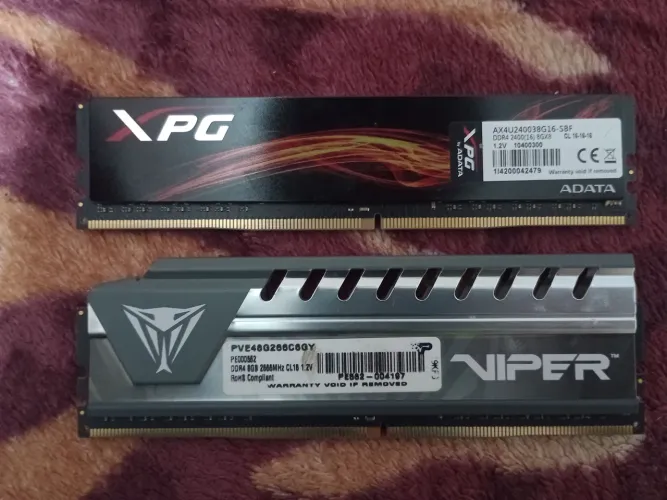 Kit Memória RAM DDR4 16GB (2X8GB)