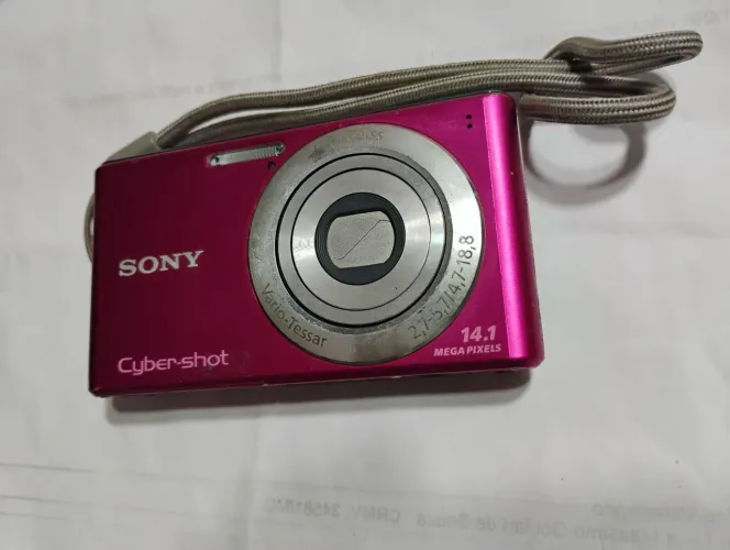 Máquinas fotográficas digitais pergunte valor de cada por ordem de fotos