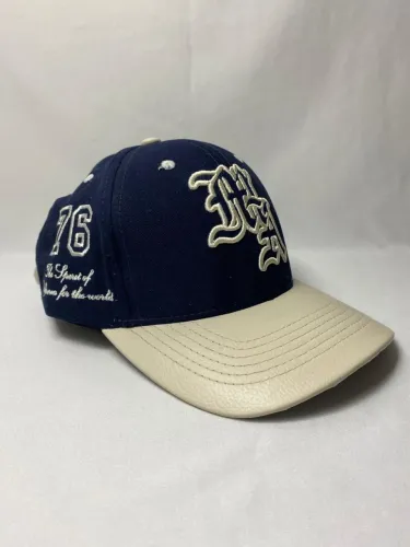 Boné Amiri Azul Marinho Limitado