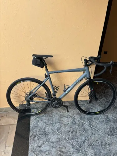 Bicicleta Road Velloce Disc 2024