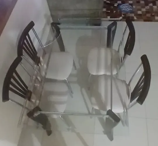 Mesa com cadeiras