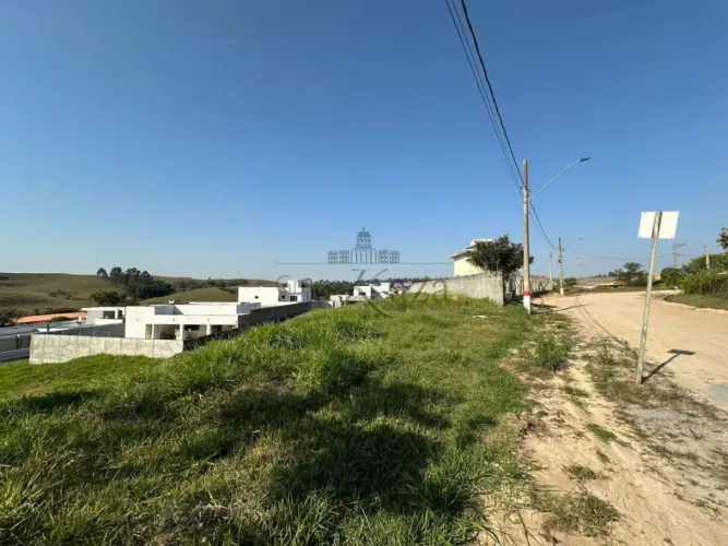 Oportunidade - Terreno - Condomínio Vale dos Lagos - São Silvestre - Jacareí - 1.600m².