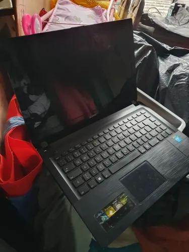 Netbook,Notebook, celulares.....<br><br>funcionam, só para retirada de peças.