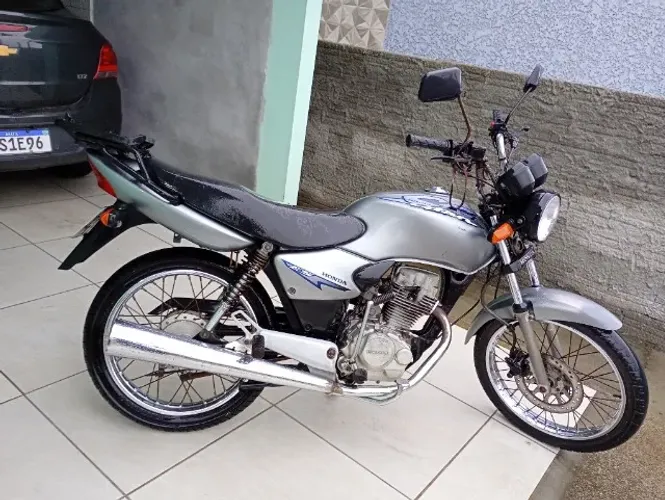 Vendo ( * )