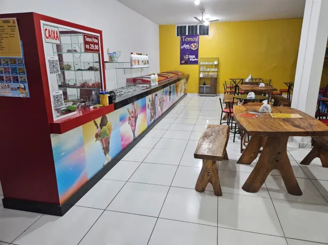 Vendo sorveteria completa 